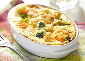 طريقة عمل صينية البروكلي بالصوص الابيض