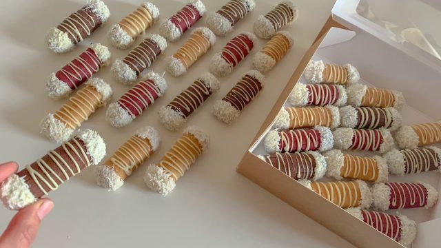 طريقة عمل اصابع السعاده