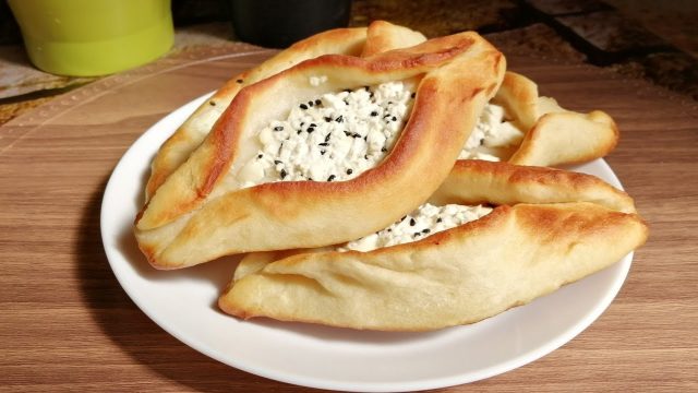 طريقة عمل فطائر القريش