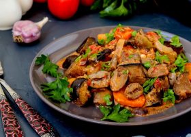 طريقة عمل قلوب دجاج بالفلفل الحار