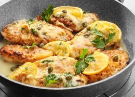 طريقة عمل صدور الدجاج بالثوم والليمون