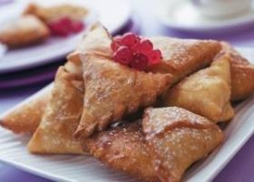 طريقة عمل سمبوسك بالتفاح والقرفة