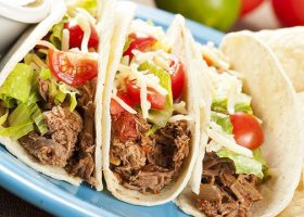 طريقة عمل تاكو اللحم بالصوص الحار