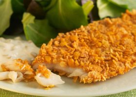 طريقة عمل صدور الدجاج بالكورن فليكس