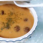 طريقة عمل شوربة عدس مع الكفتة