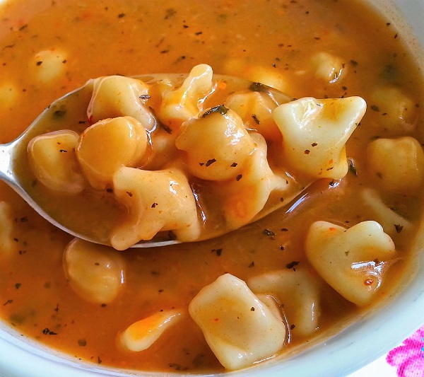 طريقة عمل شوربة المانتي التركية