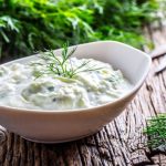 طريقة عمل سلطة لبن وخيار