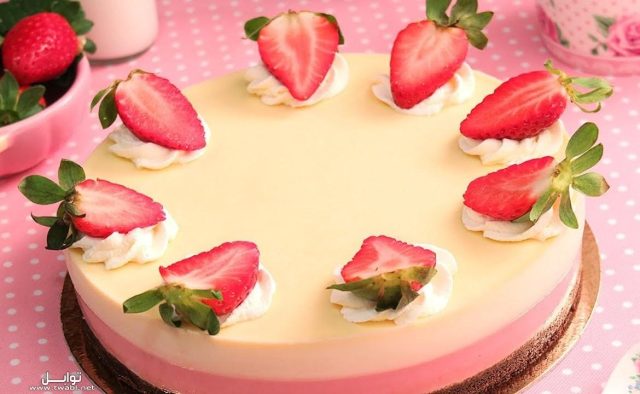 طريقة عمل كيك موس الفراولة