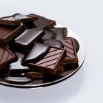 طريقة عمل الشيكولاتة الدارك في المنزل