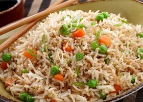 طريقة عمل الدجاج بالأرز الصيني