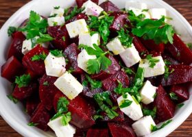 طريقة عمل سلطة الشمندر المسلوق