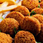 طريقة عمل فلافل الحمص بالفرن