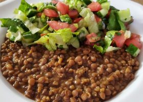 مجدرة حمراء بالبرغل