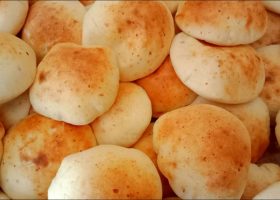 طريقة عمل بكاكين بالحليب