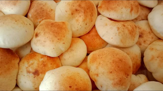 طريقة عمل بكاكين بالحليب