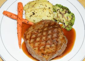 البرجر بالبصل وصوص الريسيتشيري