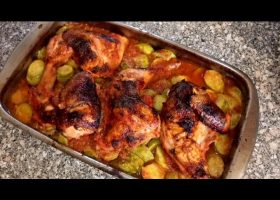 طريقة عمل صينية الكوسة بالفراخ فى الفرن