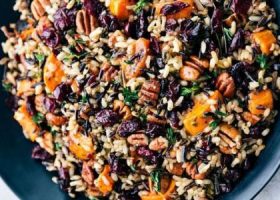 طريقة عمل أرز البيلاف مع الملفوف الأحمر والأوردو