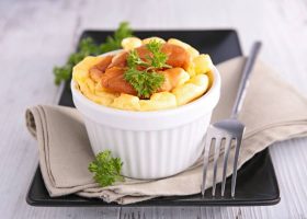 طريقة عمل سوفليه البيض