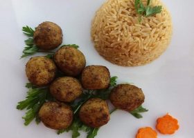 طريقة عمل كفتة الدجاج والأرز