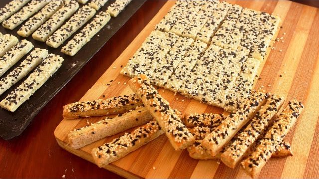 طريقة عمل أصابع الزعتر المالحة