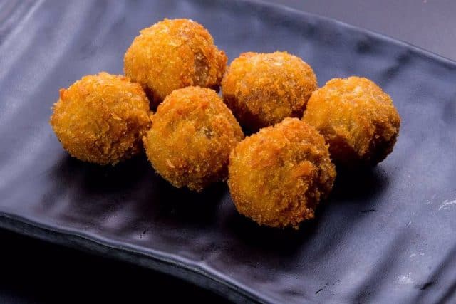 طريقة عمل كرات الدجاج على الطريقة الصينية