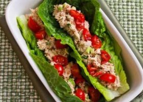 طريقة عمل سلطة التونة بالخس