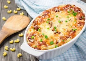 طريقة عمل صينية الرز البني بالبشاميل