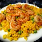 طريقة عمل رز بالجمبري والبهارات