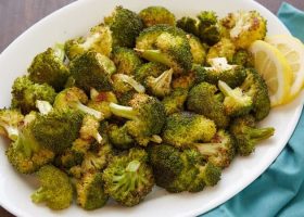 طريقة عمل بروكلي مشوي بالثوم