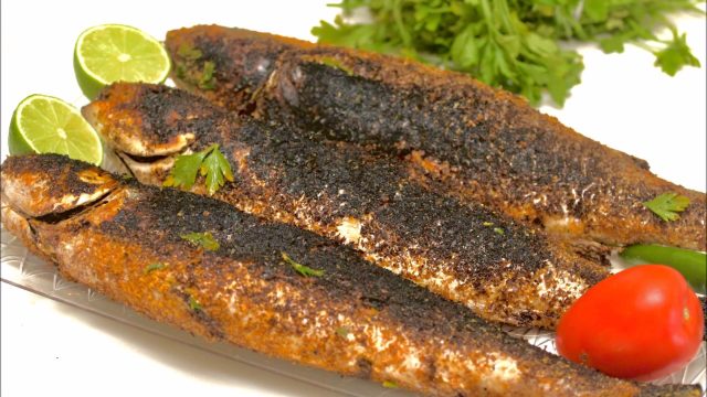 طريقة عمل السمك المشوي بالردة