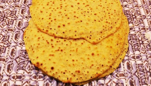 طريقة عمل خبز الذرة بدون بيض