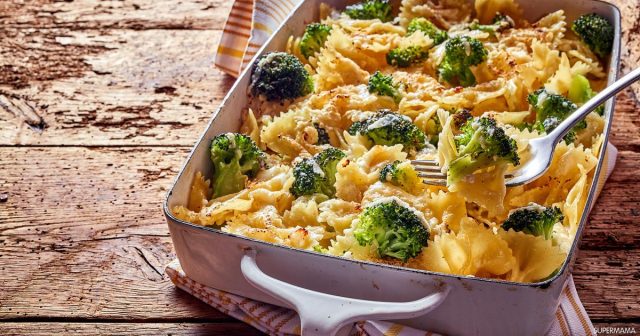 طريقة عمل صينية دجاج بالبروكلي والمكرونة