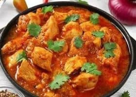 طريقة عمل دجاج تاي بالكاري والبطاطس