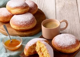 طريقة عمل فطائر بالبطاطا الحلوة والمربى