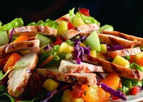 طريقة عمل سلطة دجاج تاي