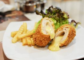 طريقة عمل رول البانيه بالجبن