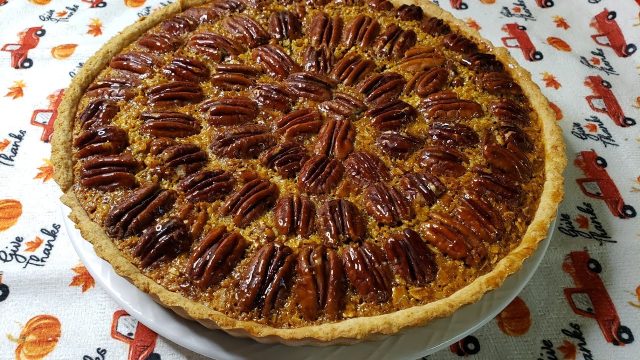 طريقة عمل تارت البيكان والقرفة