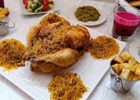 طريقة عمل دجاجة مشربلة ومعمرة بالشعرية الصينية