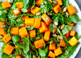 طريقة عمل سلطة الجرجير بالقرع المشوي