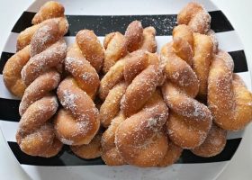 طريقة عمل الكعك الكوري الملتوي