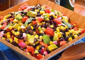 طريقة عمل سلطة الفاصوليا بمكرونة لسان العصفور