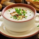 طريقة عمل شوربة فطر كيتو