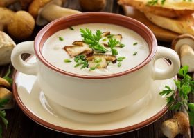 طريقة عمل شوربة فطر كيتو