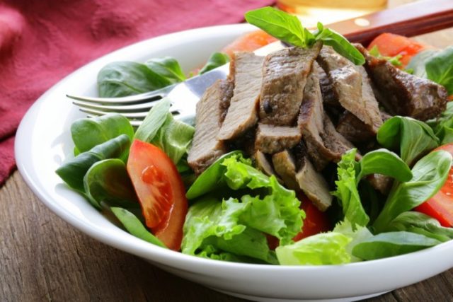 طريقة عمل سلطة تاي الستيك