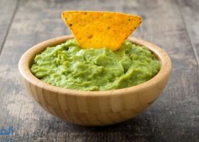 طريقة عمل صوص الأفوكادو للشيبس