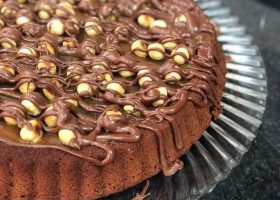 طريقة عمل كيكة القهوة بالبندق