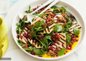 طريقة عمل سلطة جبن الحلوم بالرمان