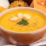 طريقة عمل شوربة القرع العسلي