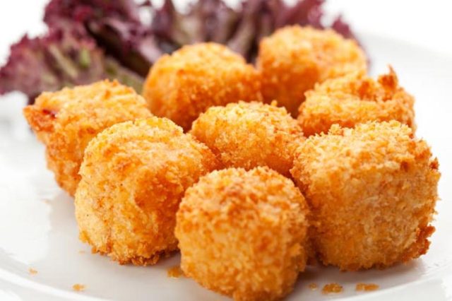 طريقة عمل كرات الدجاج المشوية بالشوفان دايت